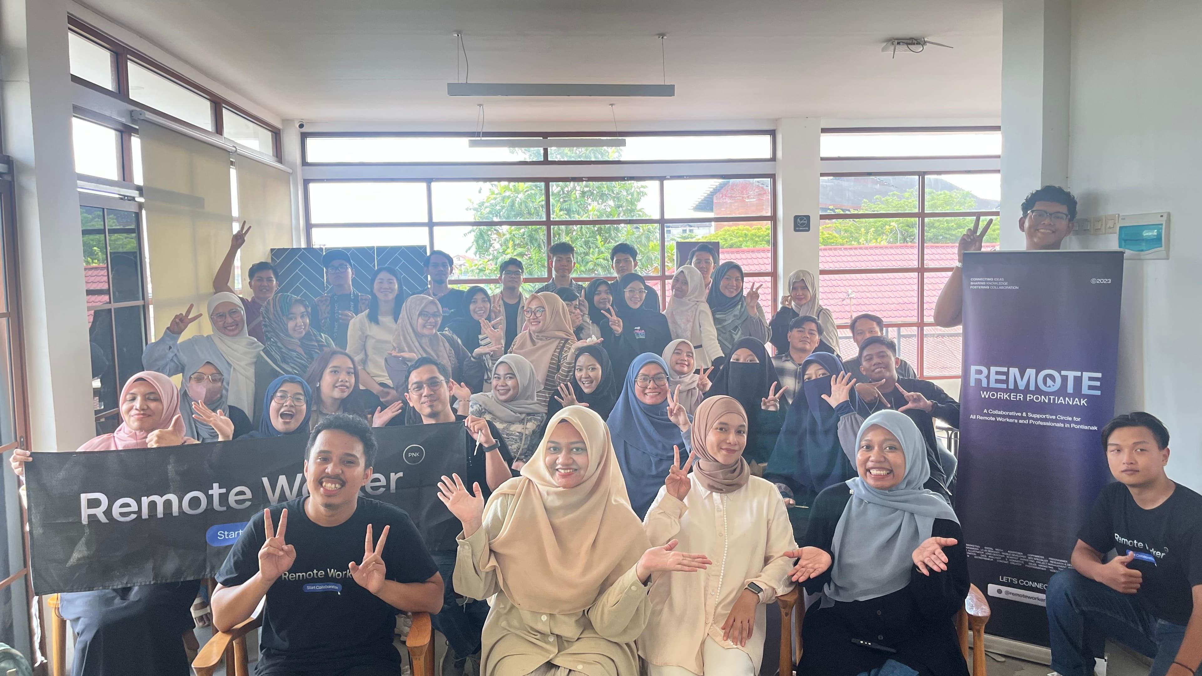 Dari Rumah ke Dunia Digital: Ibu Rumah Tangga juga bisa Sukses!