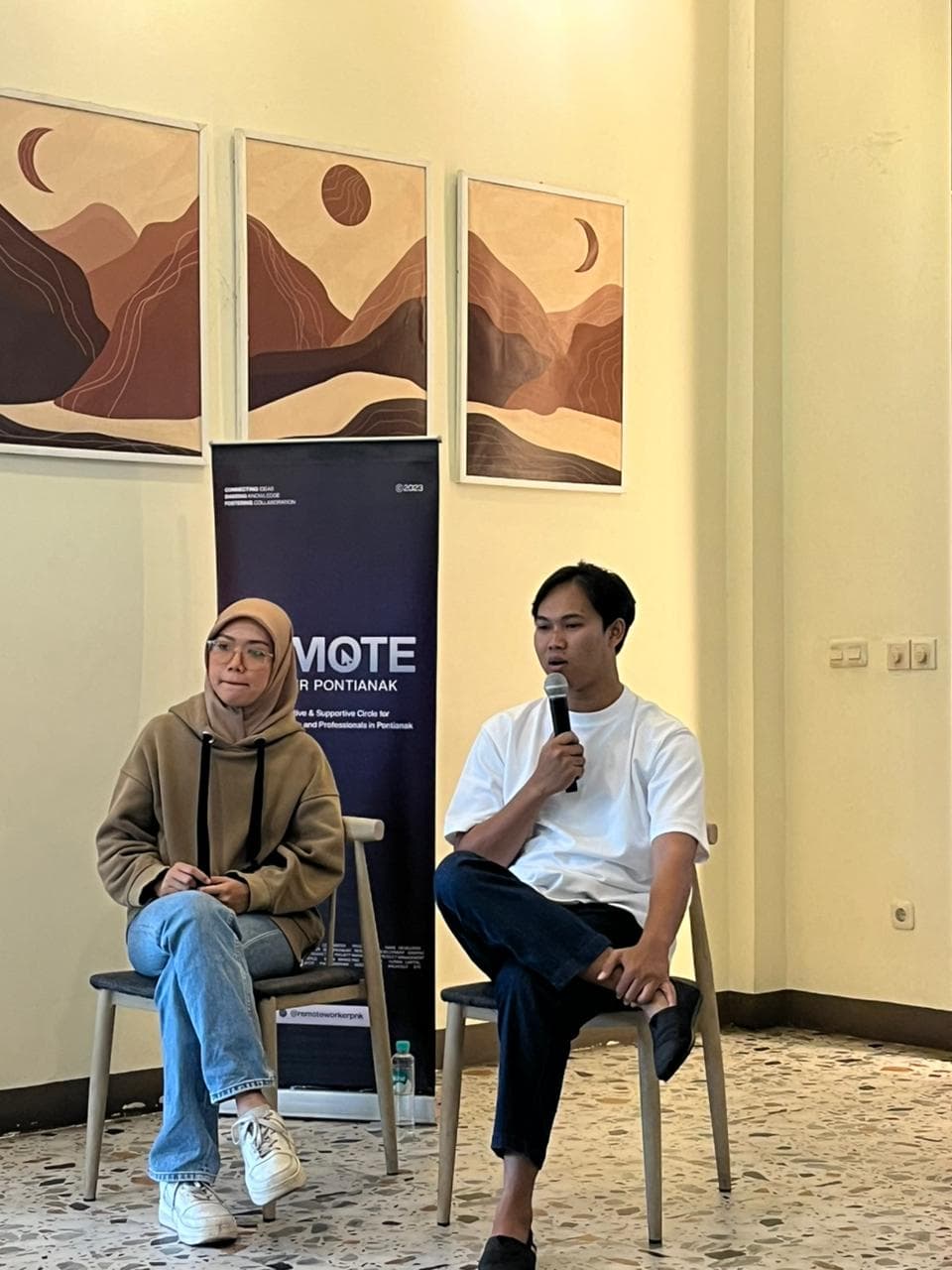 Bermain Kata dan Menggerakkan Cerita: Pelajaran dari Pontinesia dan DNA Indonesia